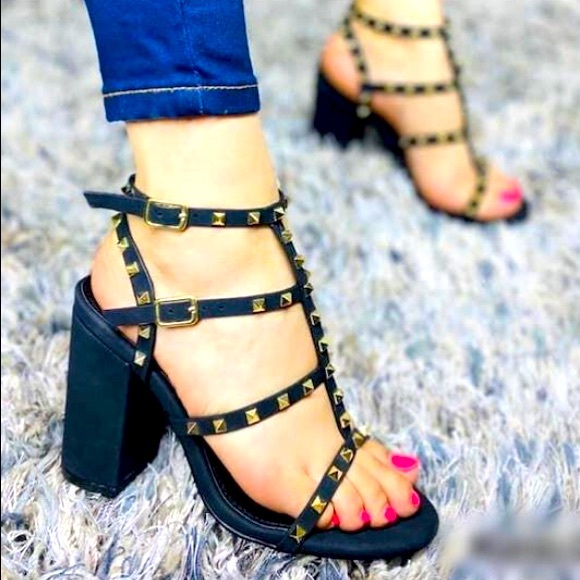 New studded heels - Picture 3 of 10